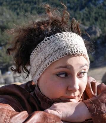 easy cable knitted headband